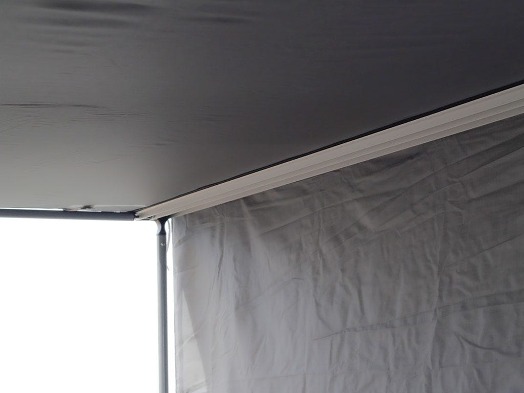 Front Runner Series Wind- und Sonnenschutz für 2,00 m Markise – Vorderseite – Bild 6